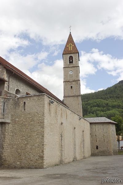 colmars-112.jpg - Colmars-les-Alpes - Les fortifications et l'eglise Saint Martin.