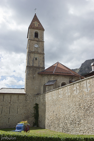 colmars-114.jpg - Colmars-les-Alpes - Les fortifications  et léglise Saint Martin.