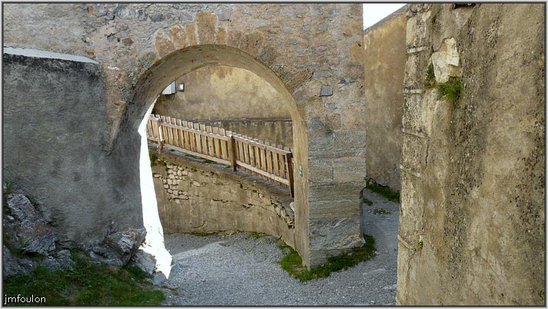 fort-queyras-52web.jpg - Fort Queyras - Dirigeons nous maintenant vers la Porte Royale qui nous permettra d'entrer dans la forteresse
