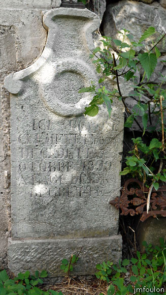 la-motte-cimetiere-13web.jpg - Ici repose Clément Edouard Décédé le 3 octobre 1899 à l'age de 45 ans. Regrette