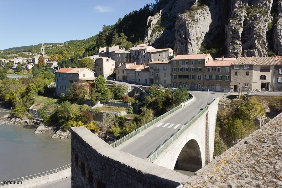 sisteron-pt-baume-06web.jpg - Sisteron - Alpes de Haute Provence - Pont de la Baume