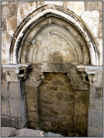 nd-nazareth-11web.jpg - Eglise Notre Dame de Nazareth (XIIème) Porte murée au nord