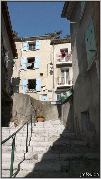 rue-nd-chateau-02web.jpg - La Coste - Rue Notre Dame du Château. Engageons nous dans cette rue