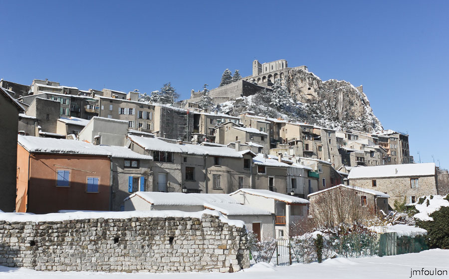 sist-neige-12_02-34.jpg - Bourg Reynaud et la Citadelle depuis la Promenade Louis Javel
