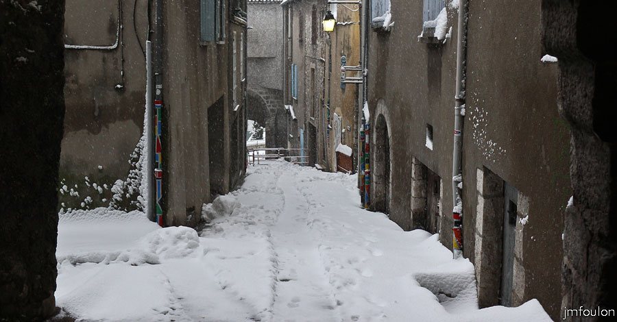 sist-neige-11_02-23web.jpg - Rue du Glissoir et  porte de la Nière