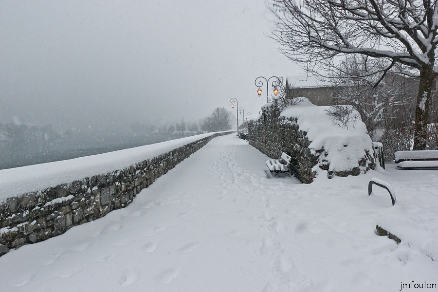 sist-neige-11_02-37web.jpg - Depuis la Promenade Louis Javel qui longe la Durance jusqu'au Plan d'Eau