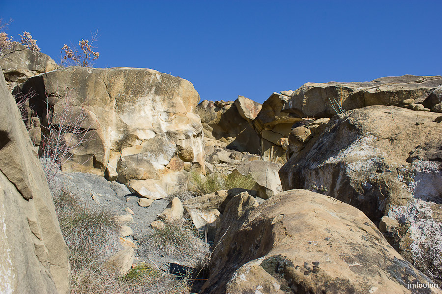 pierre-avon-031.jpg - Barre rocheuse de Pierre Avon - Autre vue du site