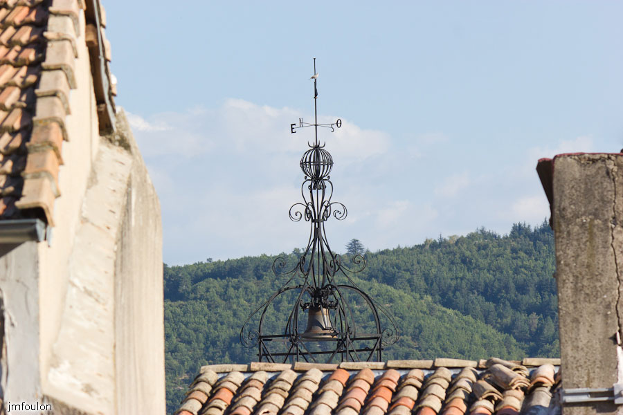 sisteron-vue-002.jpg - Sisteron - Vue sur le campanile de la Tour de l'Horloge depuis le quartier de La Coste.