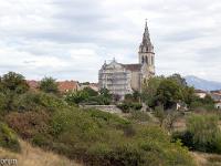 Laragne-Montéglin  Eglise Saint-Martin de Tours. Actuellement en rénovation ...