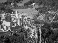 Noir & Blanc - Villes et villages  Vue sur la citadelle de Sisteron