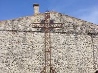 Revest-du-Bion  Près de l'église à l'Ouest, croix de mission (1840) 2/3