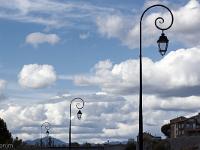 Sisteron  Alignement de lampadaires promenade Louis Javel