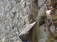Bourdeaux  Détail sur le mur Est du château des Comtes de Poitiers