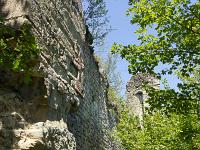 Bourdeaux  Mur est du château des Comtes de Poitiers