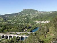 Sisteron Collet Marquise - Printemps 2020  Viaduc SNCF - Le Buech et le quartier de la Baume depuis les crêtes du Collet