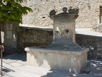 Fontaines, sources et lavoirs  A Aurel (Vaucluse)