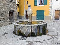 Fontaines, sources et lavoirs  A Colmars-les-Alpes (Alpes de Haute Provence)