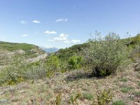Gorges de la Méouge - Tour Pierre Grosse  Autre vue vers l'Est et l'entrée des gorges ...