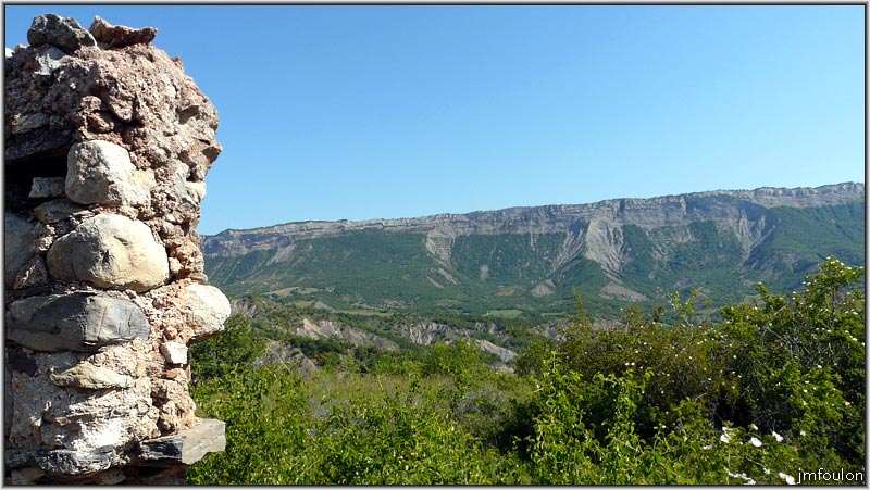 arzelier-village-36.jpg - Ville Vieille - Vue sur la montagne de Saint Genis