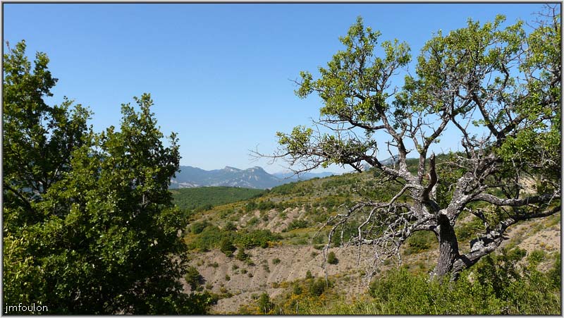 arzelier-village-52.jpg - Ville Vieille - Vue vers le Sud-Ouest