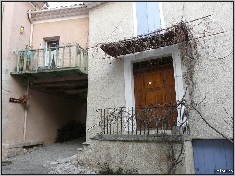 banon-bas-47web.jpg - Nous sommes revenu sur nos pas rue de la Bourgade