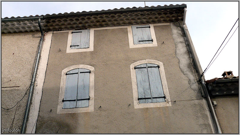 banon-bas-52web.jpg - Façade rue de la Bourgade