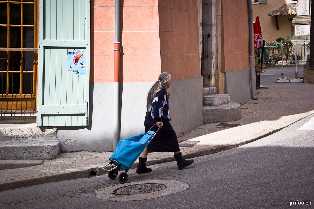 castellane-049.jpg - Castellane - En route pour les courses ! ...