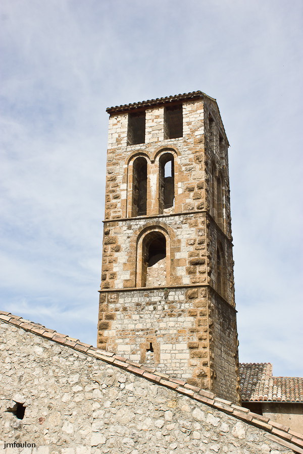 castellane-052.jpg - Castellane - clocher de l'Eglise Saint Victor (XIIIe)