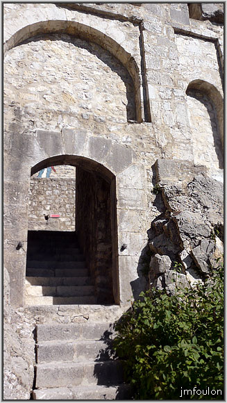 cita-175web.jpg - Porte d'accès de la 1ère à la seconde enceinte