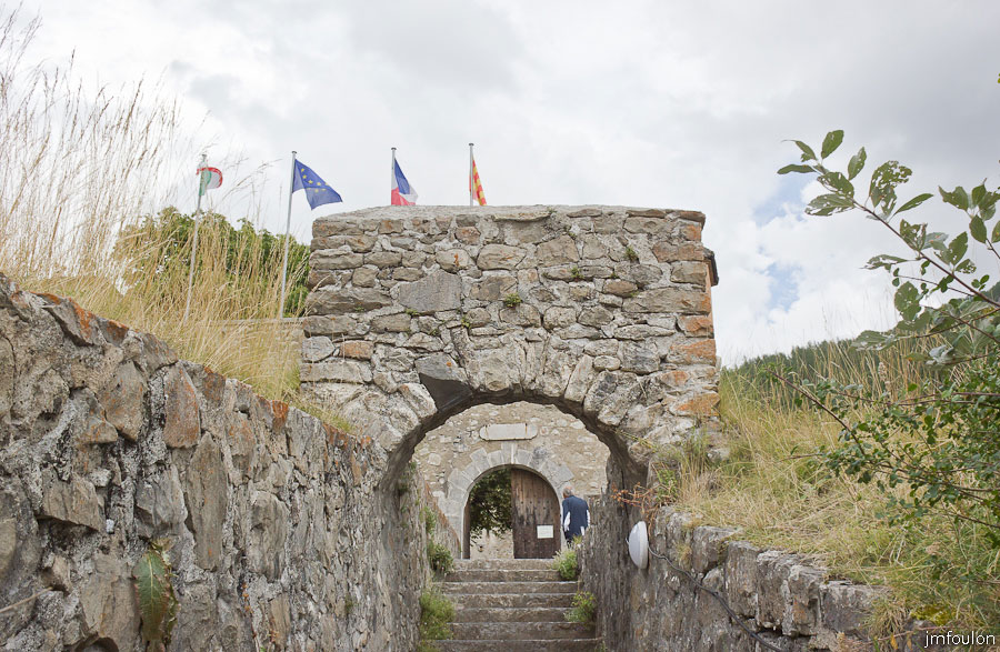 fort-savoie-003.jpg - Colmars-les-Alpes - Le Fort de Savoie - Arrivée au fort.