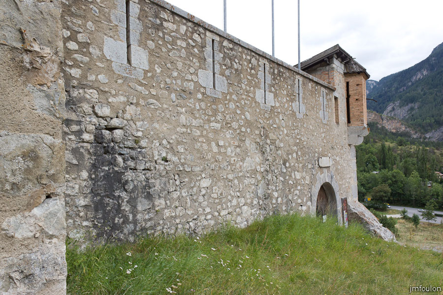 fort-savoie-019.jpg - Colmars-les-Alpes - Le Fort de Savoie - Autre vue sur la face Sud du fort.