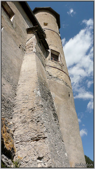 fort-queyras-129web.jpg - Fort Queyras - Tour Est du donjon latrine et contrefort