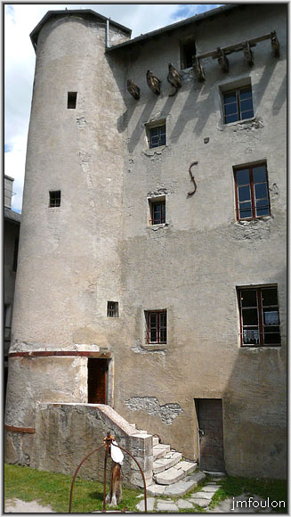 fort-queyras-176web.jpg - Fort Queyras - Le Donjon - Dans cette tour se trouve l'escalier en colimaçon permettant de desservir les divers étages