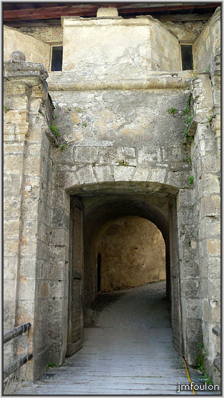 fort-queyras-40web.jpg - Fort Queyras - Passons maintenant cette porte qui se nomme Porte Dauphine