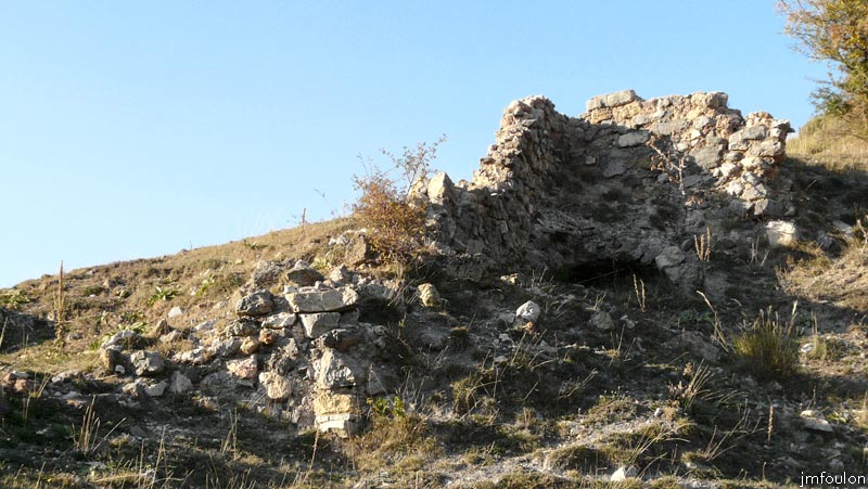 astoin-27web.jpg - Vue sur la partie de voûte à l'angle des murs Ouest et Nord