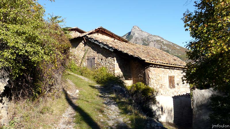 clamensane-38web.jpg - Autre vue dupuis le haut du village