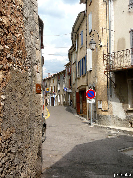 la-motte-07web.jpg - Rue Sainte Catherine. L'ancienne route principale de Sisteron vers Turriers