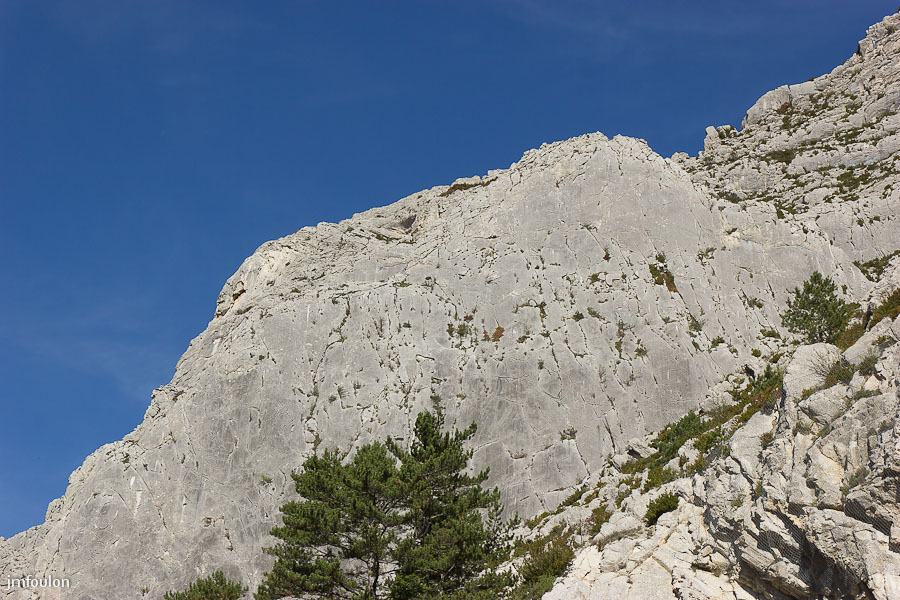 sisteron-baume-03web.jpg - Sisteron - Alpes de Haute Provence - Rocher de la Baume