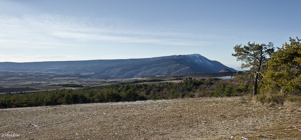 paysage-mont-ventoux-3-2.jpg - Vue sur le Mont Ventoux depuis le Belvédère de Ferrassières sur la route du col de l'Homme Mort