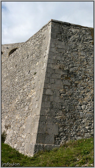 citadelle-ext-13web.jpg - Citadelle Extérieur Ouest - Chaine d'angle sur le bastion du Roy