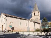 Le Poët - Hautes Alpes  Eglise Saint Pierre - Façade Sud et clocher. Celui-ci date du XIe siècle ...