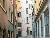Lyon  Quartier Saint Georges - Ruelle (la même en partie basse)