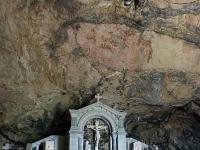 Grotte et couvent Sainte Marie Madeleine - Juin 2021  Intérieur de la grotte