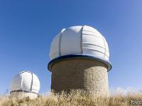 Montagne de Bergiès  Nous voici au sommet de Bergiès. Ici se trouvent les deux observatoires du Cosmodrôme (Observatoire Claude Tavenier). les deux coupoles de 4m et de 5,50m, abritent des télescopes de 400mm et 350mm de diamètre. https://www.observatoire-cosmodrome.net/index.php ...