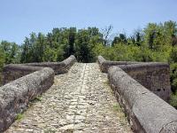 Pont Roman à Mane (04)  Vue sur les deux becs ...