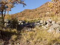 Au Sud de Font de Mège  Un autre de ces murets dans cet ancien lieu de pastoralisme
