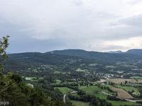 Saint Vincent les Forts (Ht Alpes)  Vue sur la campagne environnante depuis le haut du village